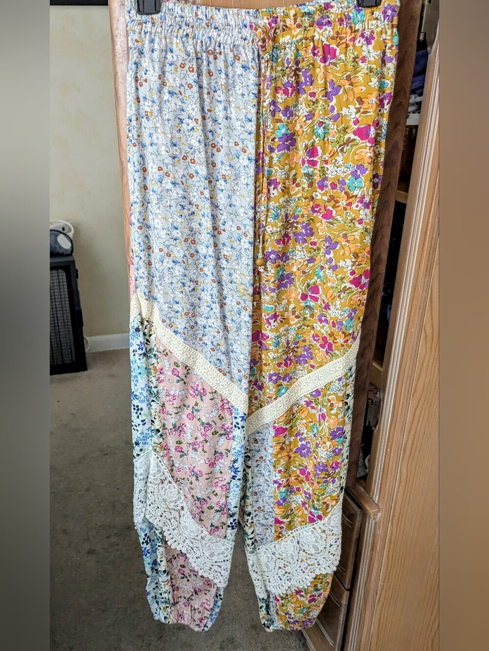 Young Threads Size Small